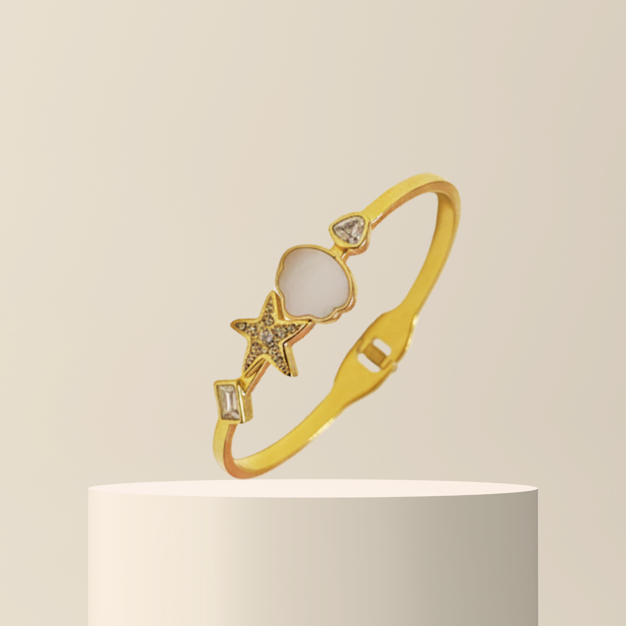 Gold-Plated Star & Shell Design Anti Tarnish Bracelet