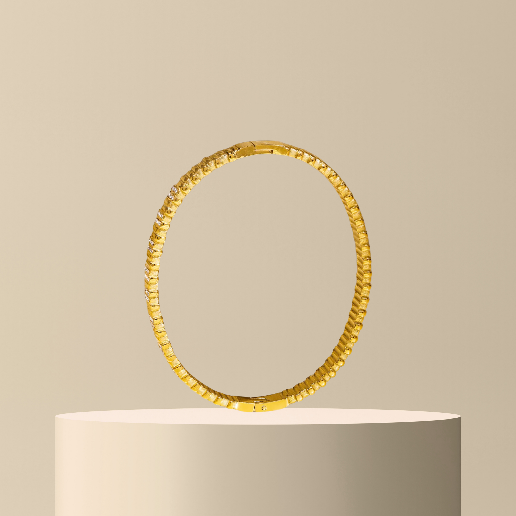 18K Gold-Plated Anti Tarnish Ribbed Stretch Design AD Stone Studded Bracelet